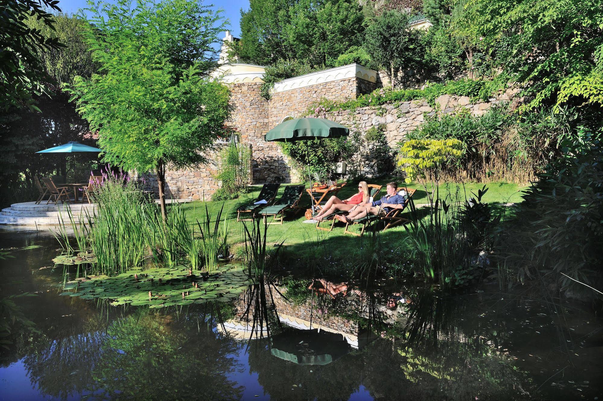 Hotel Schloss Durnstein Bagian luar foto